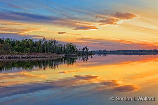 Sunset Clouds & Sunrays_00229.jpg - Photographed along the Rideau Canal Waterway at Kilmarnock, Ontario, Canada.